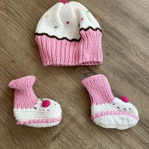 Newborn Ice Cream Knit Hat and Matching Booties